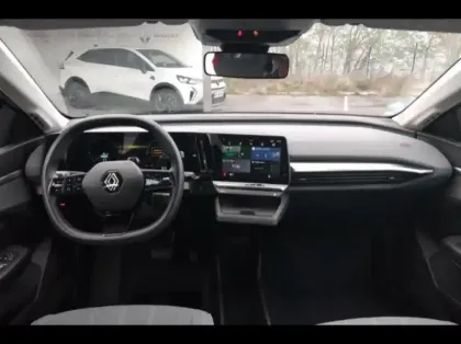 Photo 8 Renault Megane Gén. V (BCB) Ph1 Equilibre 5