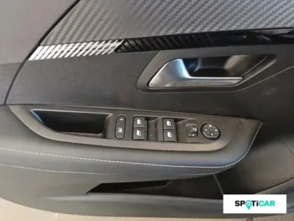 Photo 14 Peugeot 208  1.2 Hybrid 100ch Allure e-DCS6