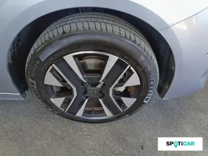 Photo 12 Peugeot 208  1.2 Hybrid 100ch Allure e-DCS6