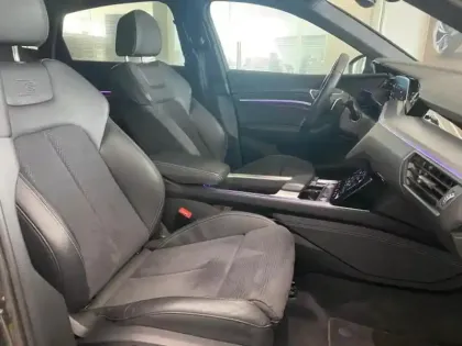 Photo 12 Audi E-tron Gén. I Ph1 S line 5