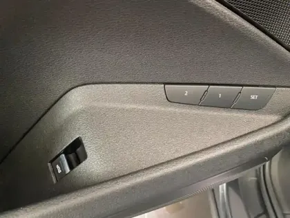 Photo 11 Audi E-tron Gén. I Ph1 S line 5