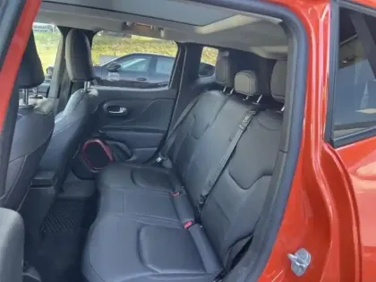 Photo 9 Jeep Renegade Gén. I Ph1 Trailhawk 5