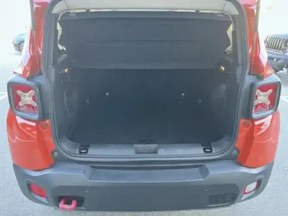 Photo 5 Jeep Renegade Gén. I Ph1 Trailhawk 5