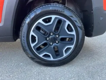 Photo 10 Jeep Renegade Gén. I Ph1 Trailhawk 5