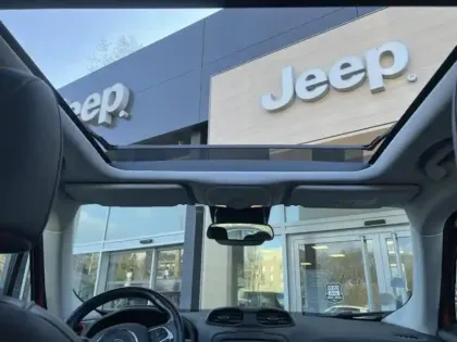 Photo 13 Jeep Renegade Gén. I Ph1 Trailhawk 5