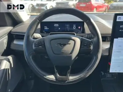 Photo 6 Ford Mustang  Mach-E 294ch Extended Range 99kWh 7cv