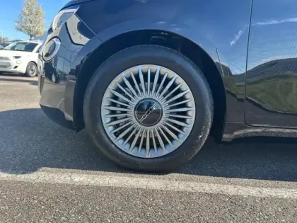 Photo 10 Fiat 500 Gén. II Ph1 MY26 Torino 3