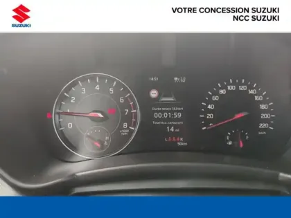 Photo 9 Suzuki Swift  1.2 Hybrid 83ch Pack