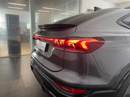 Photo 7 Audi Q6 Gén. I Ph1 S line 5