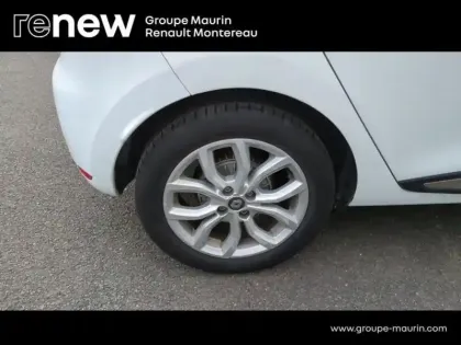 Photo 16 Renault Clio  1.2 TCe 120ch energy Intens EDC 5p