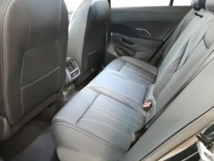 Photo 13 Volkswagen T-roc Gén. II Ph1 R-Line 5