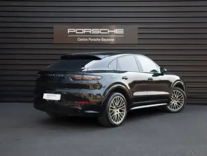Photo 8 Porsche Cayenne  Coupé 3.0 V6 462ch E-Hybrid Platinum Edition