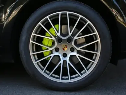 Photo 5 Porsche Cayenne  Coupé 3.0 V6 462ch E-Hybrid Platinum Edition