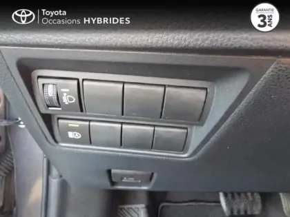 Photo 11 Toyota Yaris  116h Design 5p MC24