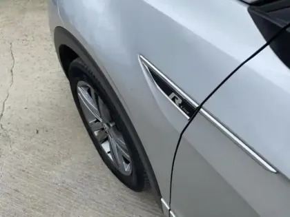 Photo 8 Volkswagen T-cross Gén. I Ph1 R-Line 5