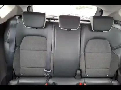 Photo 10 Renault Captur  1.6 E-Tech hybride rechargeable 160ch Intens -21