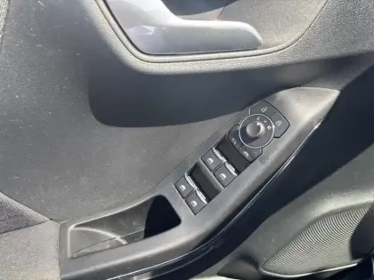 Photo 14 Ford Puma Gén. II Ph1 Titanium 5