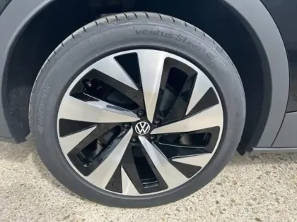 Photo 8 Volkswagen Id.4 Gén. I Ph1 NG2 Life Max 5