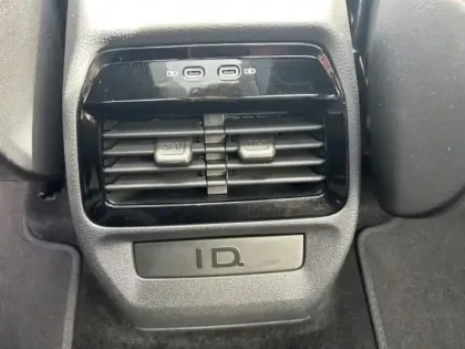 Photo 13 Volkswagen Id.4 Gén. I Ph1 NG2 Life Max 5