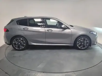 Photo 6 BMW Serie 1 Gén. IV (F70) Ph1 M Sport 5