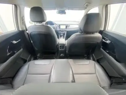 Photo 13 Kia Niro Gén. I Ph2 Active 5