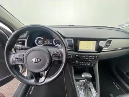 Photo 14 Kia Niro Gén. I Ph2 Active 5