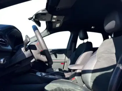 Photo 6 Ford Kuga Gén. III Ph1 ST-Line X 5