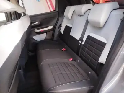 Photo 11 Citroën C3  1.2 Turbo 100ch MAX