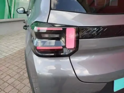 Photo 8 Citroën C3  1.2 Turbo 100ch MAX