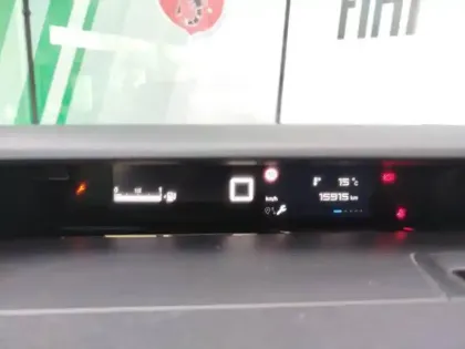 Photo 13 Citroën C3  1.2 Turbo 100ch MAX