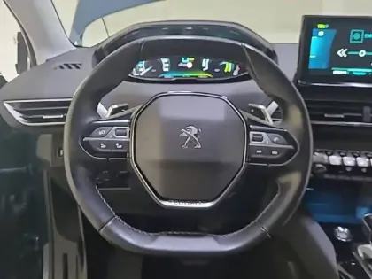 Photo 8 Peugeot 3008  Hybrid 225 e-EAT8