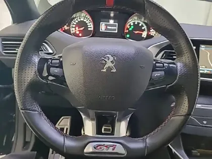 Photo 8 Peugeot 308  PureTech 263ch S&S BVM6