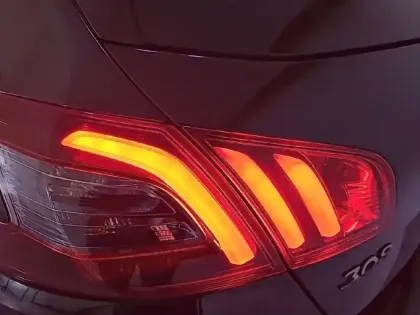 Photo 16 Peugeot 308  PureTech 263ch S&S BVM6