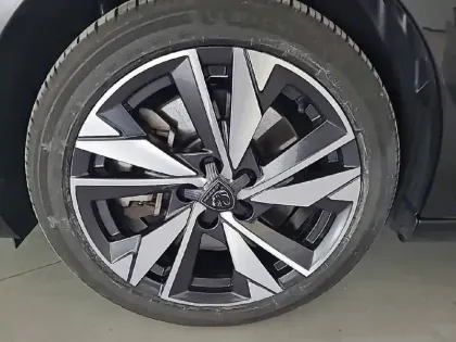 Photo 12 Peugeot 308  SW PHEV 180 e-EAT8