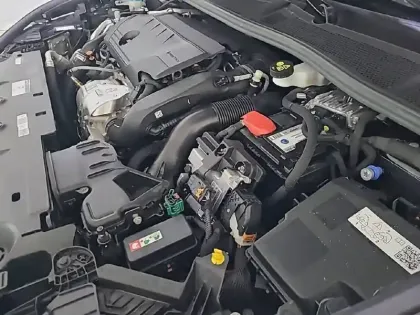 Photo 14 Peugeot 308  SW PHEV 180 e-EAT8