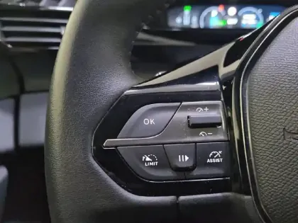 Photo 26 Peugeot 308  SW PHEV 180 e-EAT8