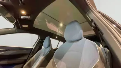 Photo 19 Volvo Ex30 Gén. I Ph1 Ultra 5