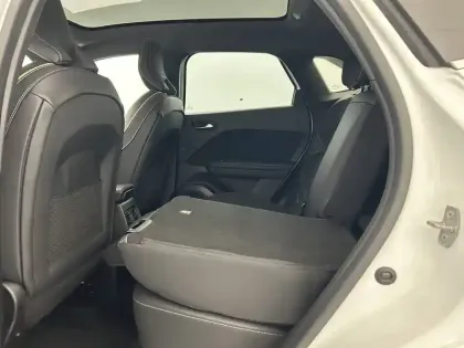 Photo 47 Renault Symbioz  E-Tech full hybrid 145