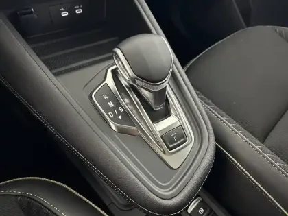 Photo 29 Renault Symbioz  E-Tech full hybrid 145