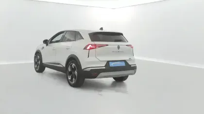 Photo 19 Renault Symbioz  E-Tech full hybrid 145