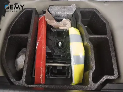 Photo 19 Peugeot 208  PureTech 75 S&S BVM5