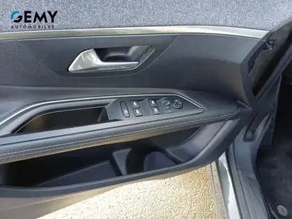 Photo 13 Peugeot 3008 Gén. II Ph1 Allure 5