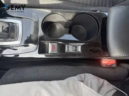 Photo 16 Peugeot 208  PureTech 100 S&S EAT8