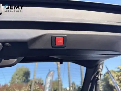 Photo 15 Peugeot 3008  Hybrid 145 e-DCS6