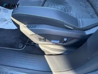 Photo 11 Peugeot 3008  Hybrid 145 e-DCS6