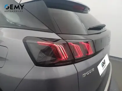Photo 37 Peugeot 3008  Hybrid 225 e-EAT8