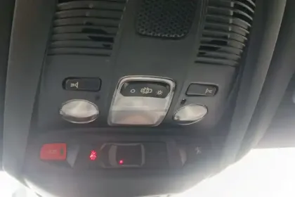 Photo 30 Peugeot 3008  Hybrid 136 e-DCS6
