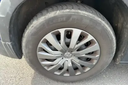 Photo 14 Peugeot Rifter  Standard BlueHDi 130 S&S EAT8