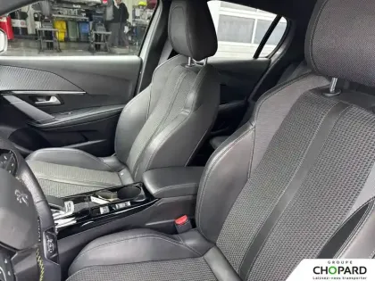 Photo 14 Peugeot 208 Gén. II Ph1 GT Line 5