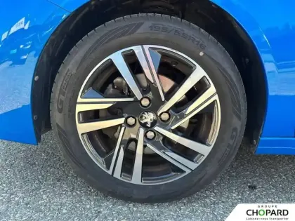 Photo 24 Peugeot 208  PureTech 100 S&S BVM6